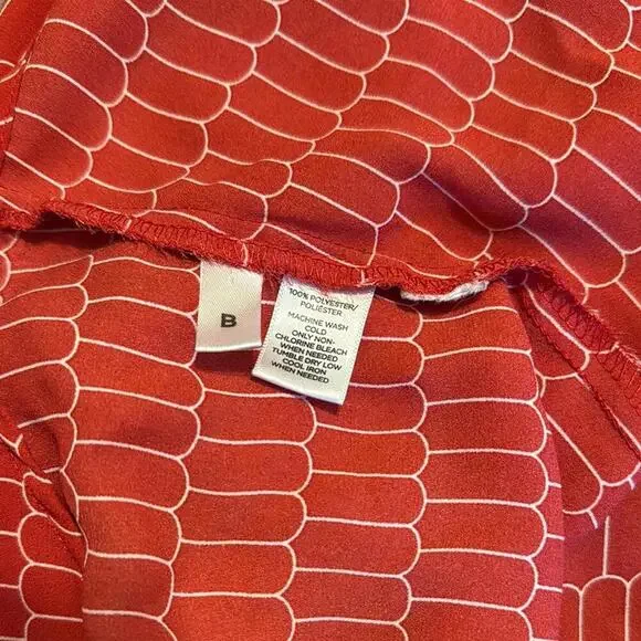 LOFT Stylish Red Patterned Button-Up Shirt - Picture 8 of 8